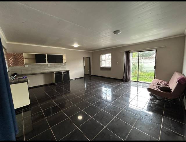 1 BEDROOM APARTMENT RENTED IN VAALPARK